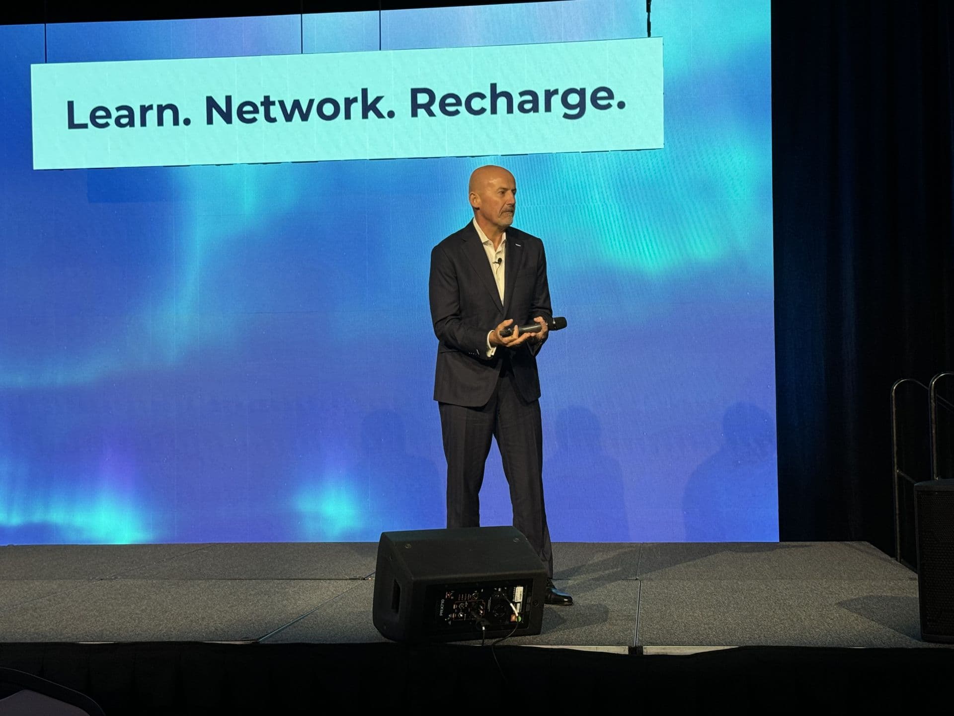 Steve Lowisz speaking at a leadership development conference